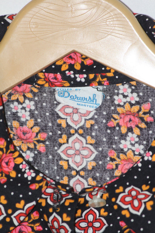 Darursh Medium Black Cotton Floral Blouse