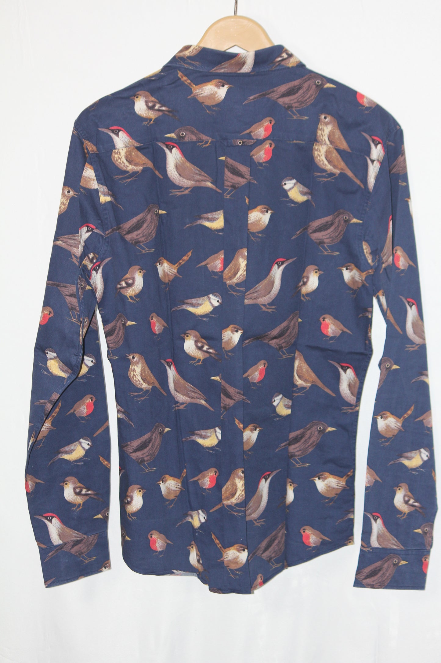 Weekend Offender Navy Bird Print Shirt – Medium (Men)