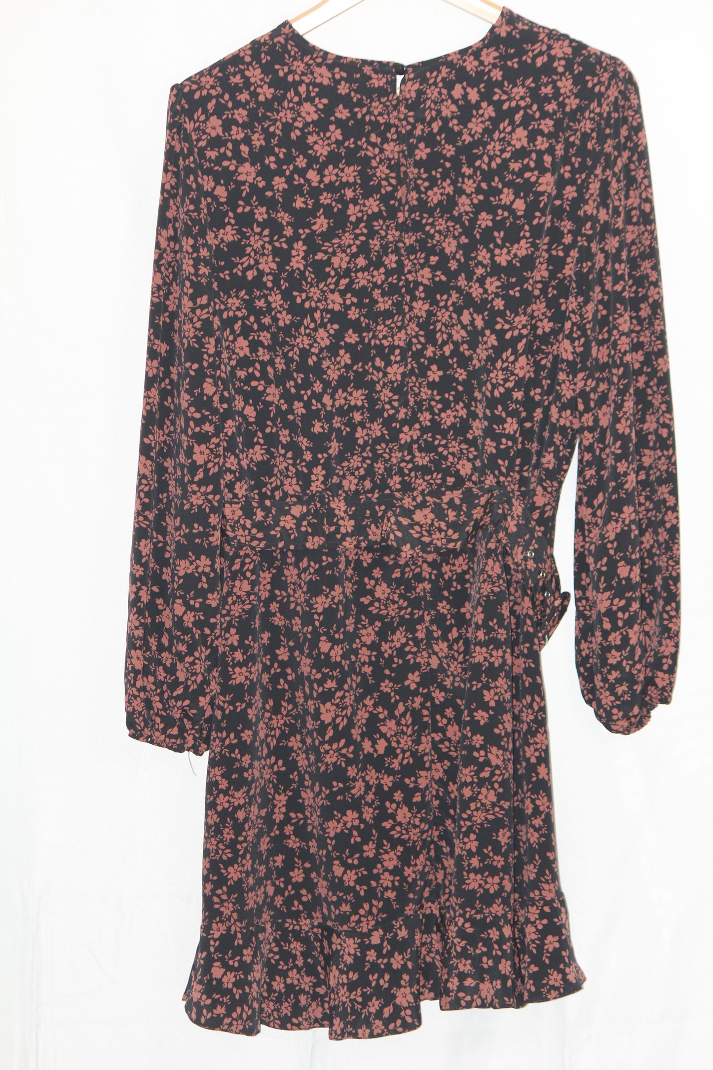 Primark Large Black Floral Polyester Dress
