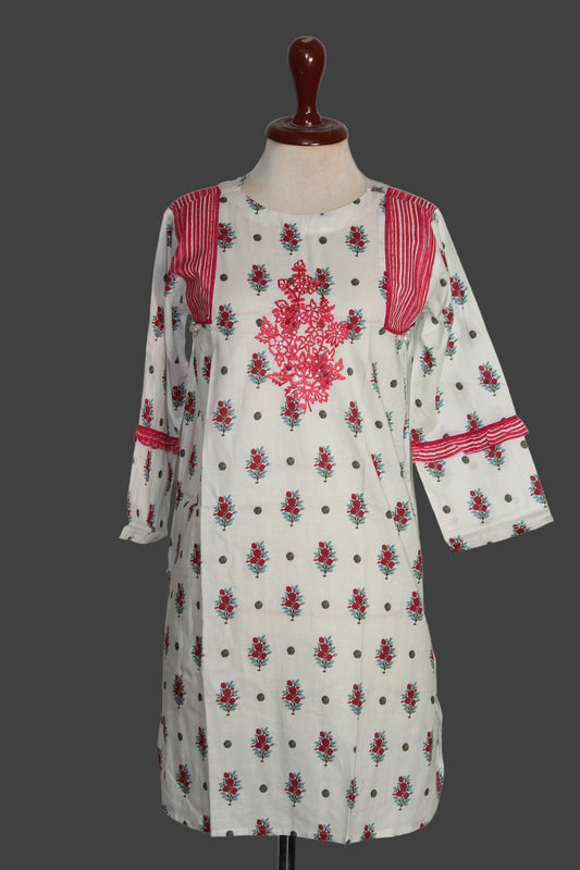 Kurti – Oaks (White, Small)