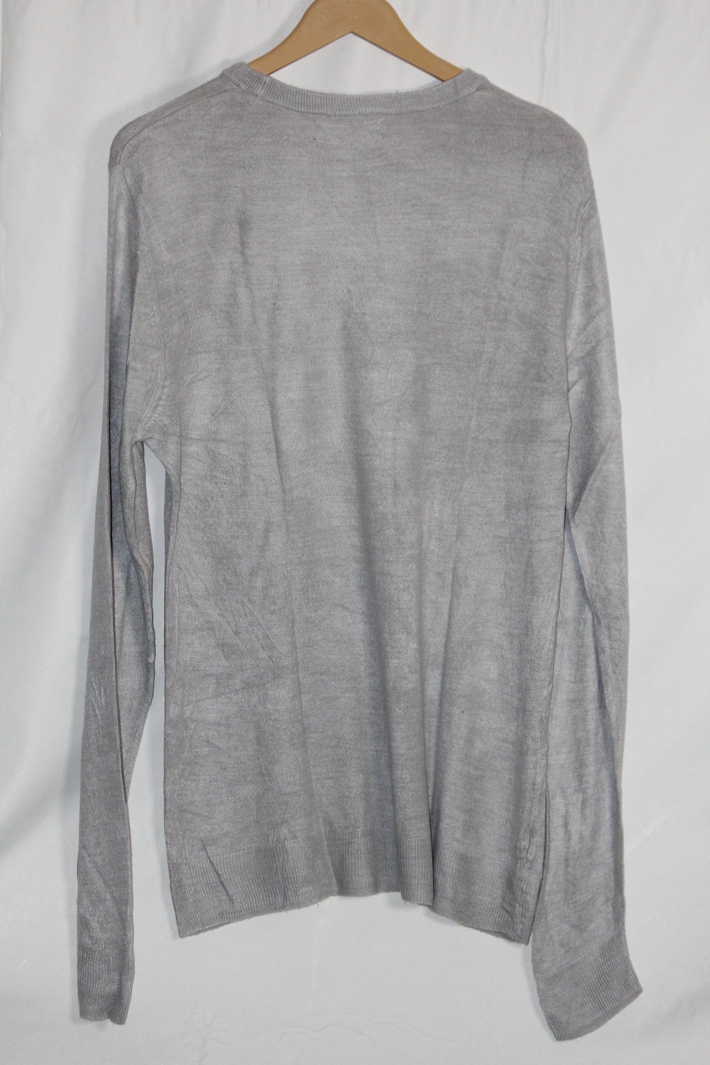 Primark White Acrylic Sweatshirt – Large