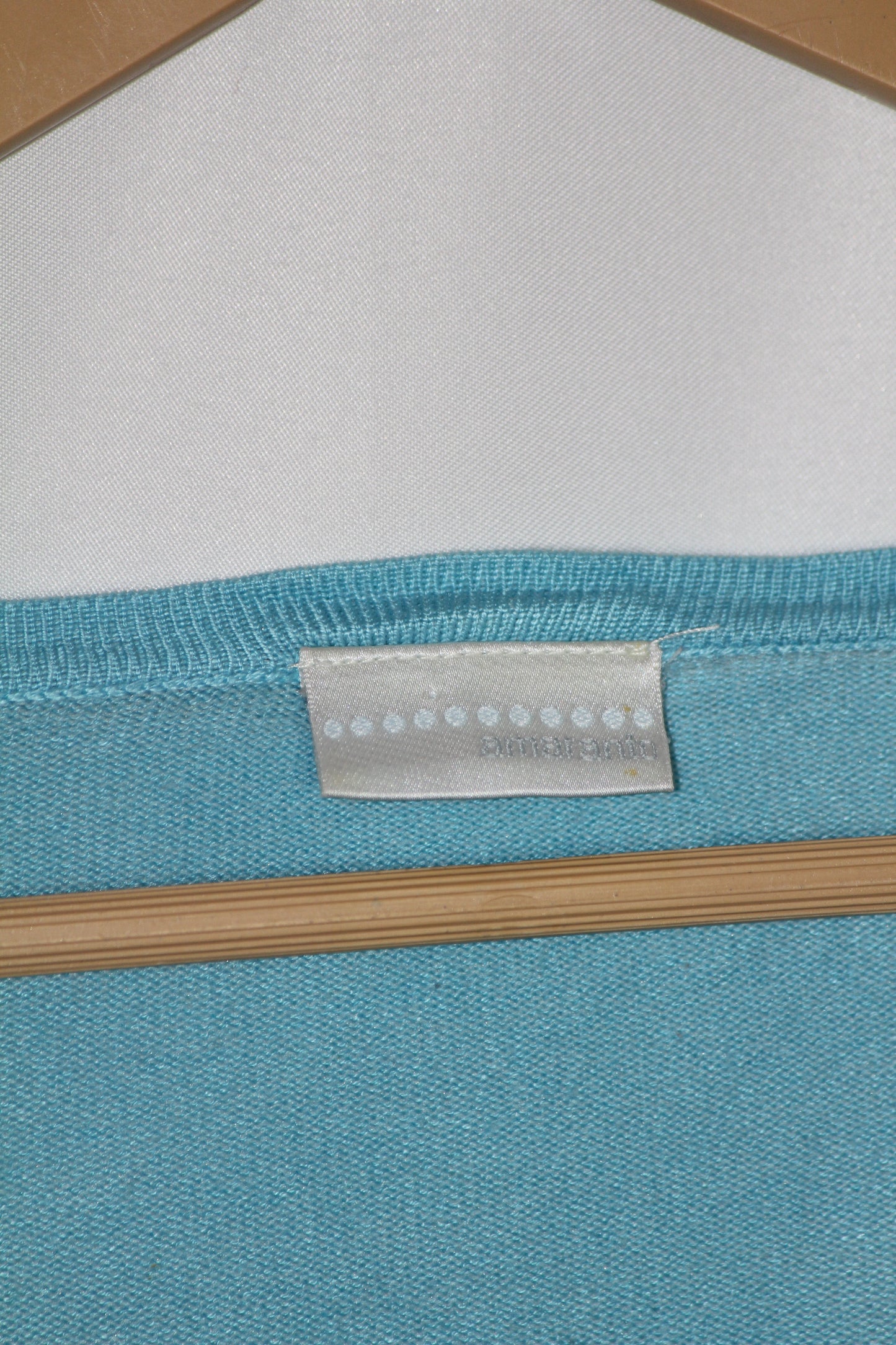 Amaranto Feroza Blue Button-Down Sweater (Large)
