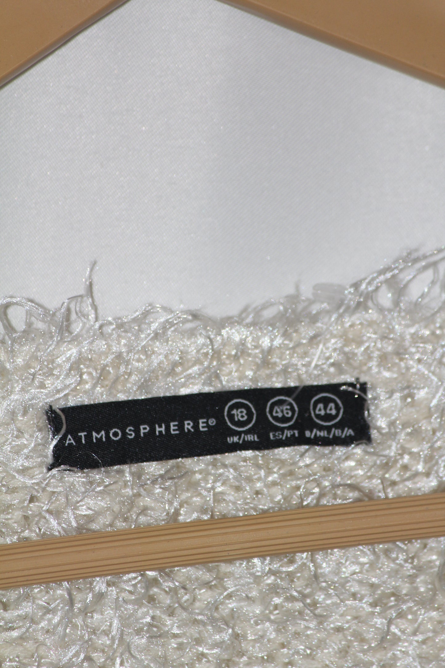 White Winter Knit Sweater – Atmosphere – Large