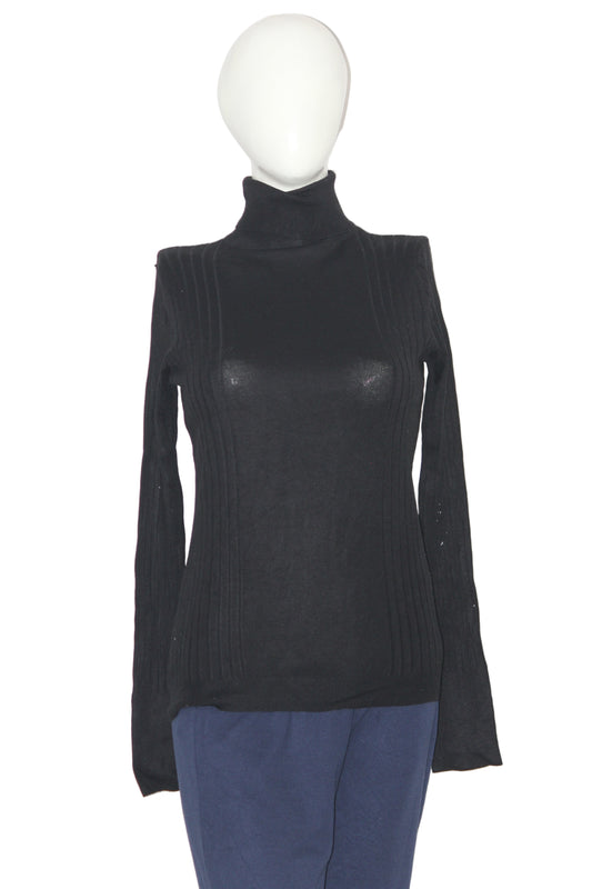 Next Black High-Neck (Medium)