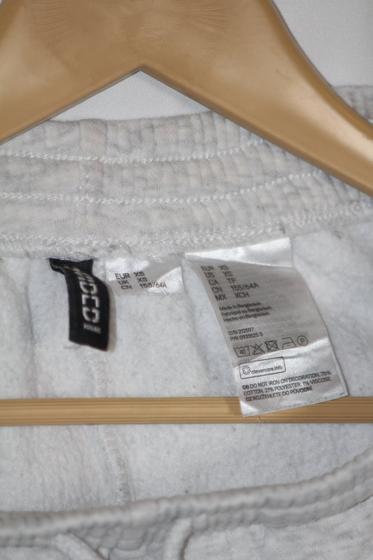 H&M White “Mind & Body” Embroidered Trouser – Small