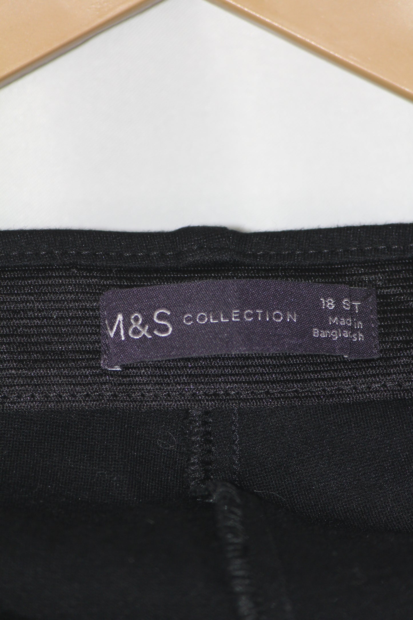 M&S Black Tailored Pant – Medium