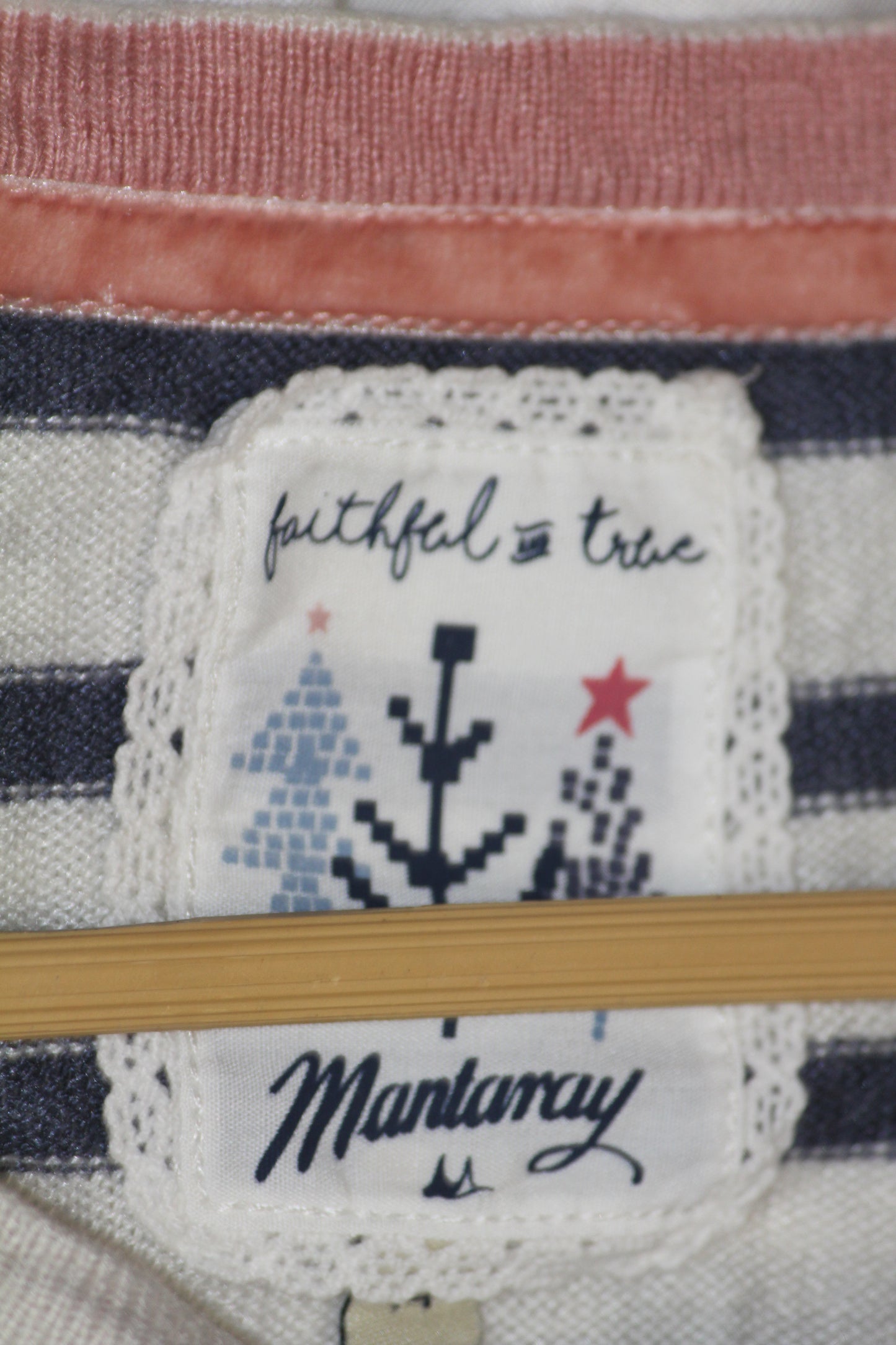 Faithful & True White Pine Tree Sweatshirt – Medium
