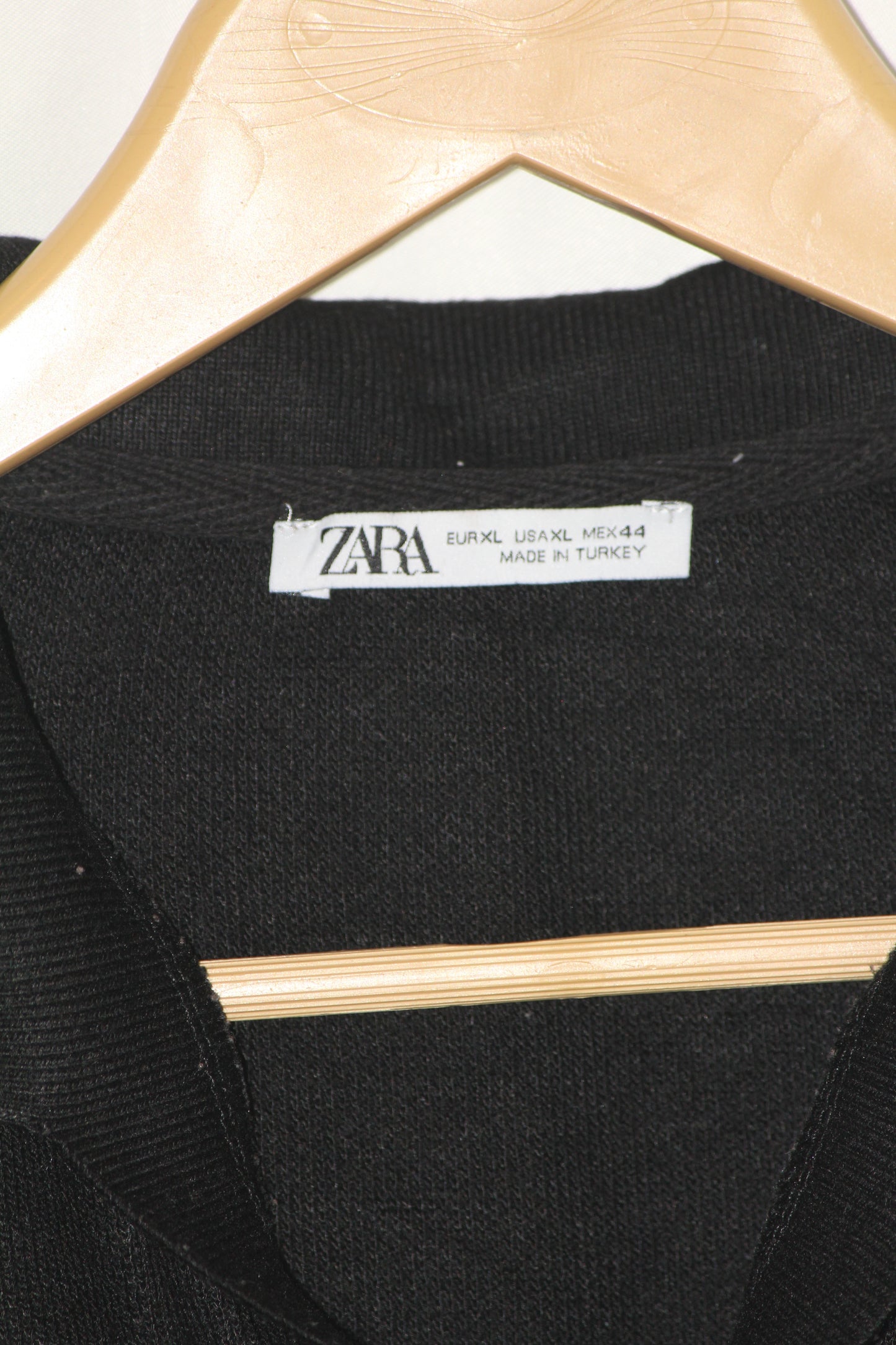 Zara Black Stretchable Knitted Polo T-Shirt for Men – XL