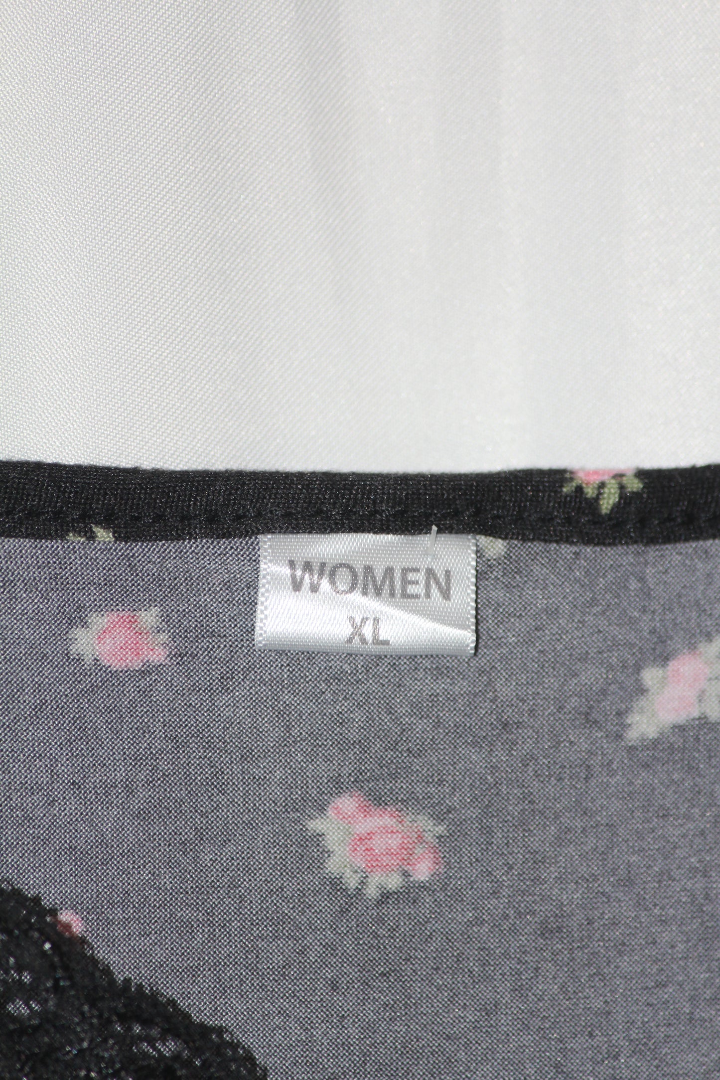Thriftyfy Black Floral Tank Top – XL (Trendy & Comfortable)