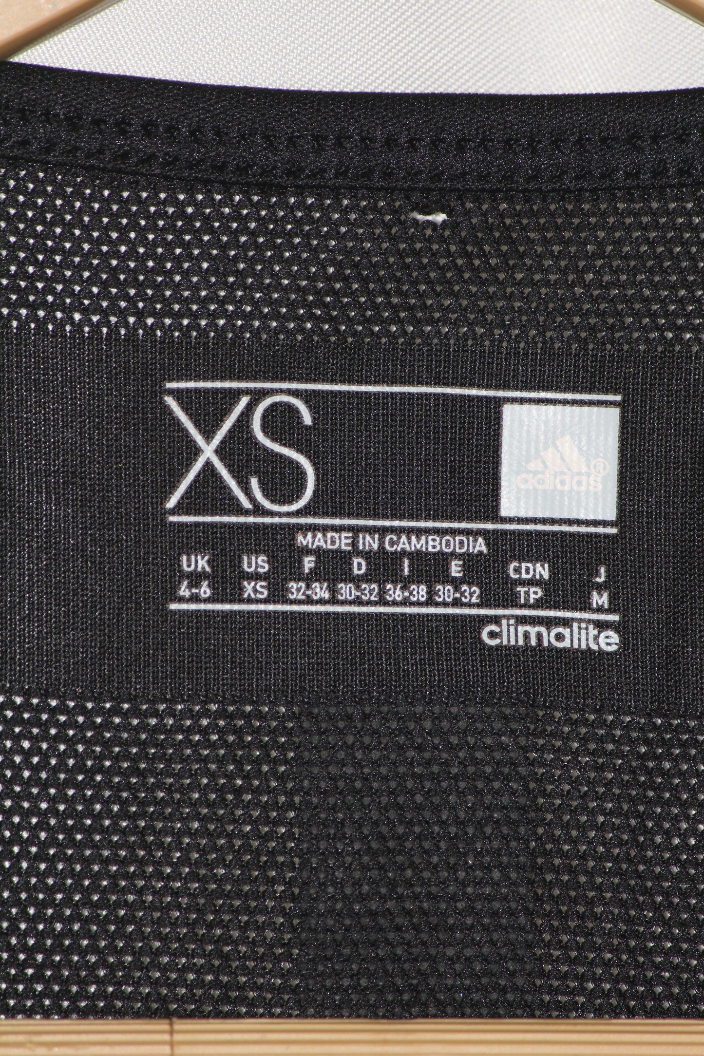 Adidas Black Tank Top – XS (Sporty & Lightweight)
