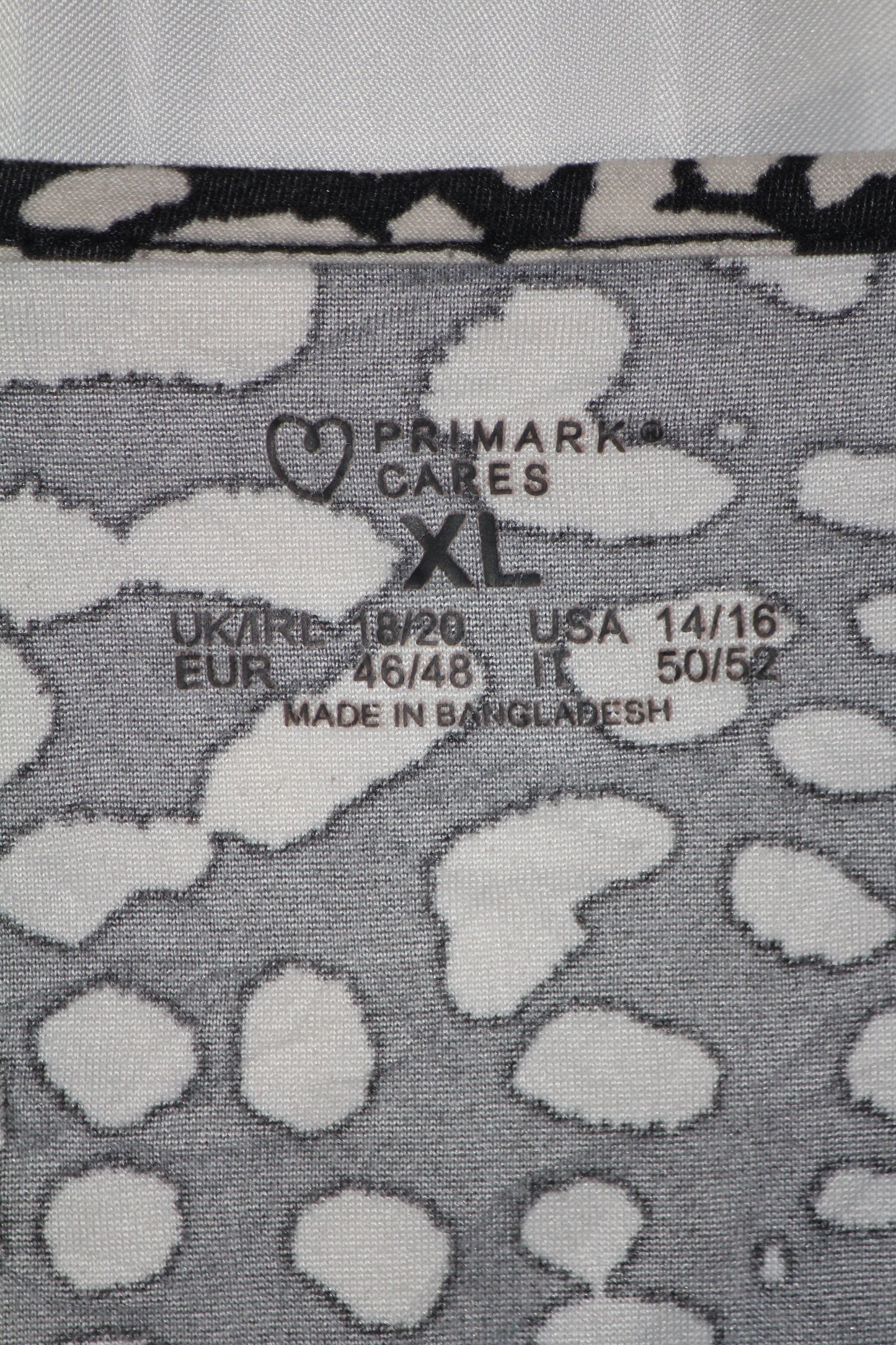 Primark Black & White Tank Top – XL (Stylish Contrast)