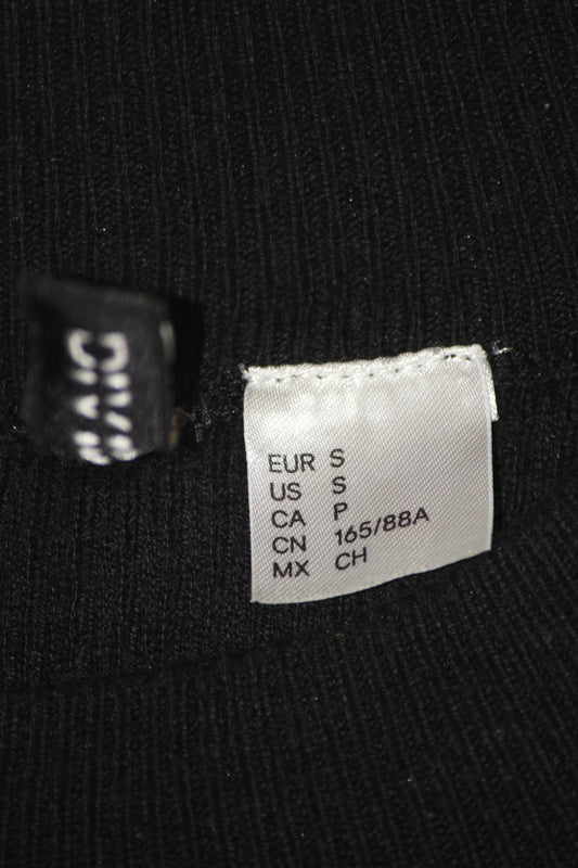 H&M Sleek Black Blouse