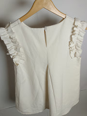 Thriftyfy White Sleeveless Chic Blouse