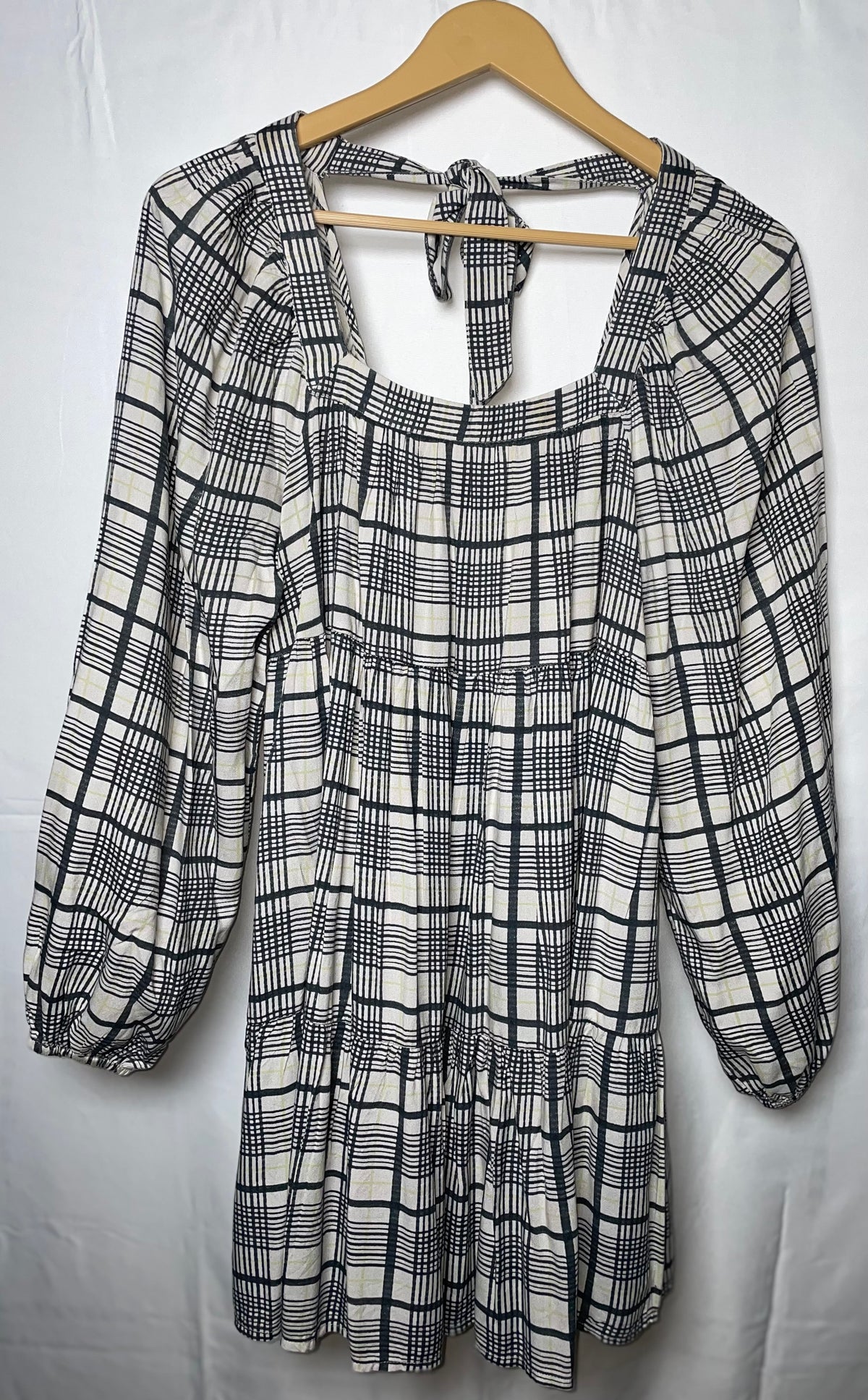 Mystic Thread Medium Grey Viscose Checkered Dress