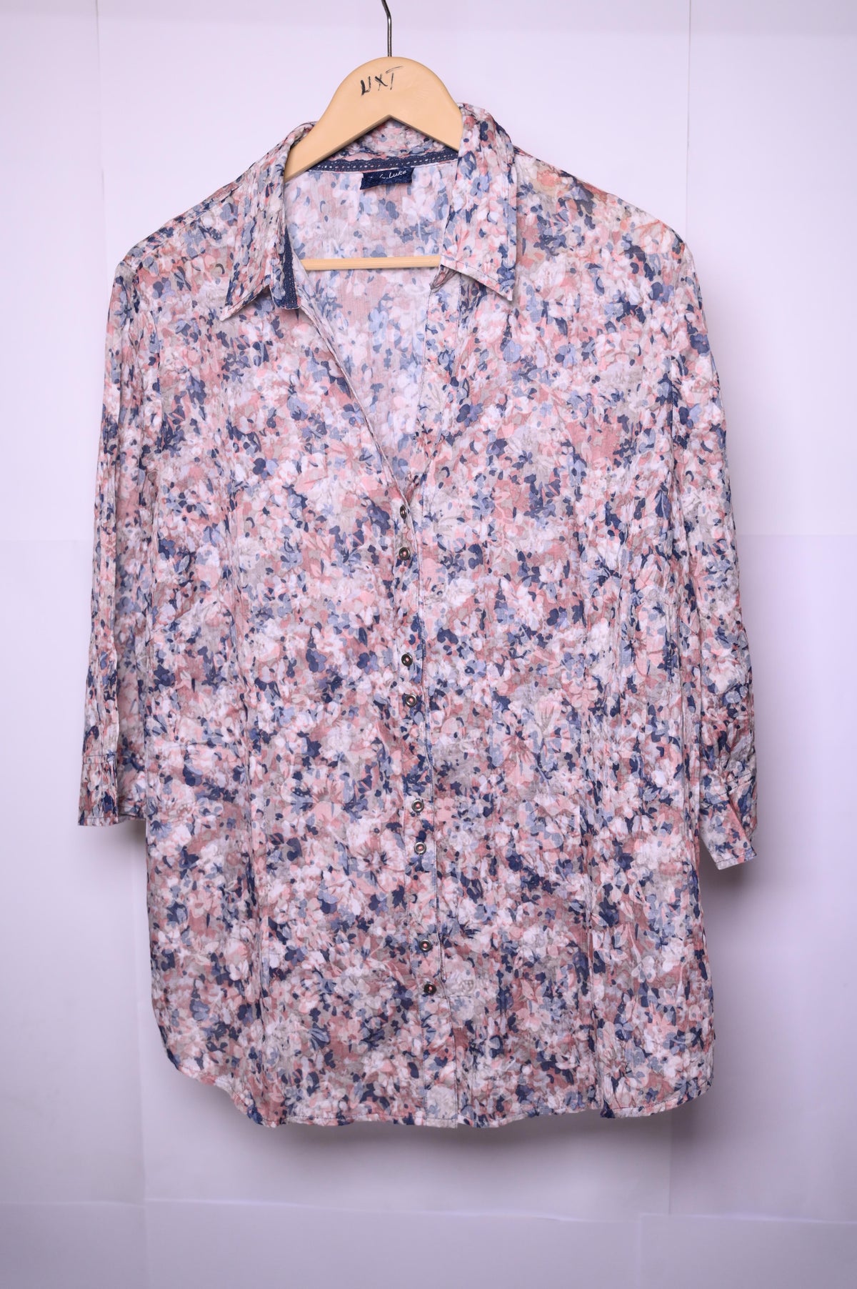 C C Luke Floral Print Blouse – Large