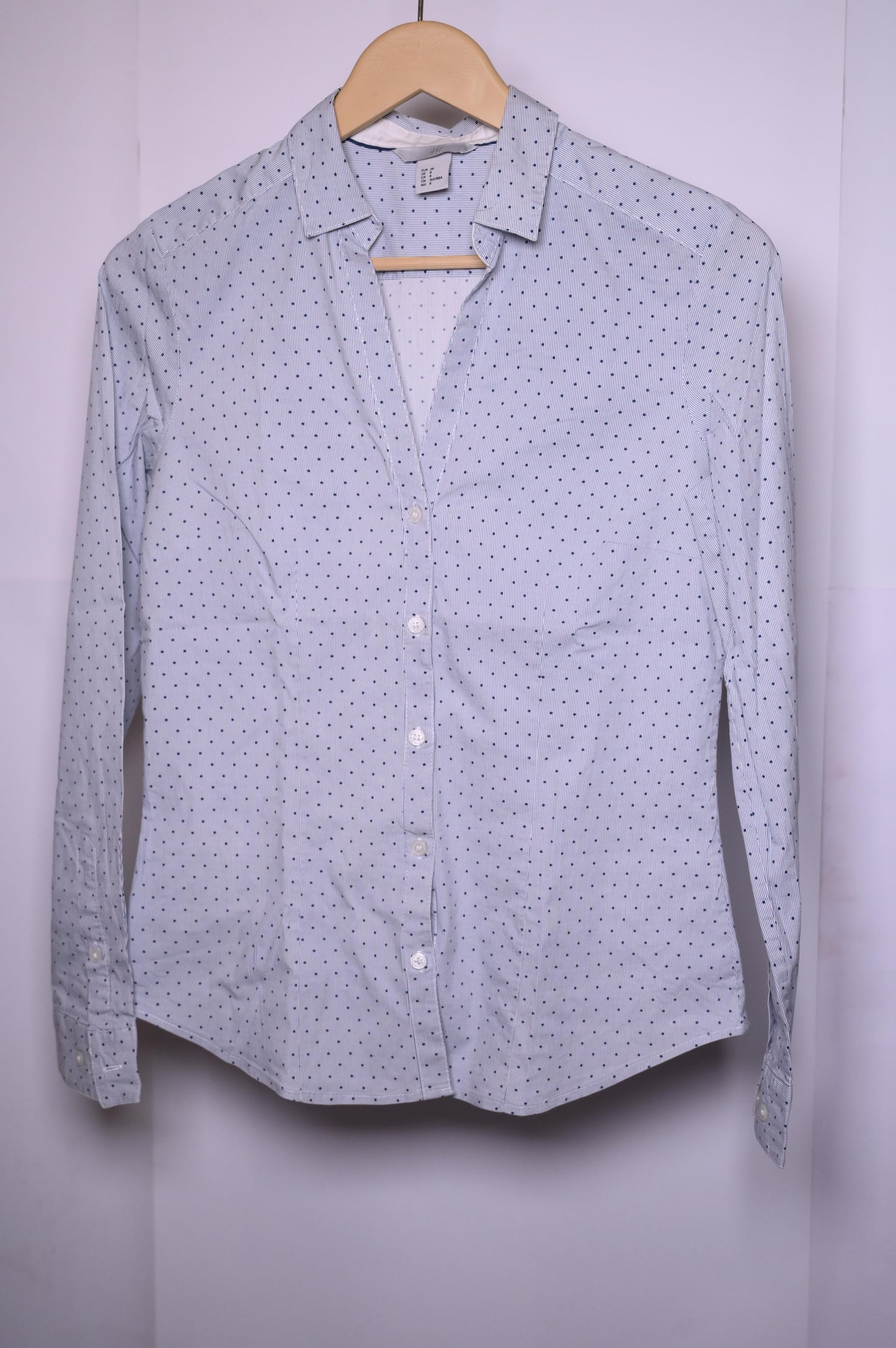 H&M Small Grey Button-Down Shirt