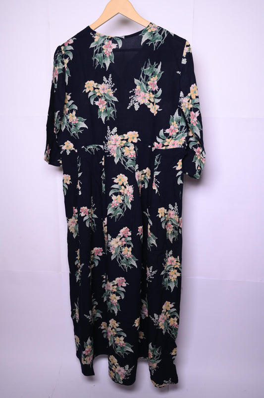 Thriftyfy Floral Black Dress (Small, Good Condition)