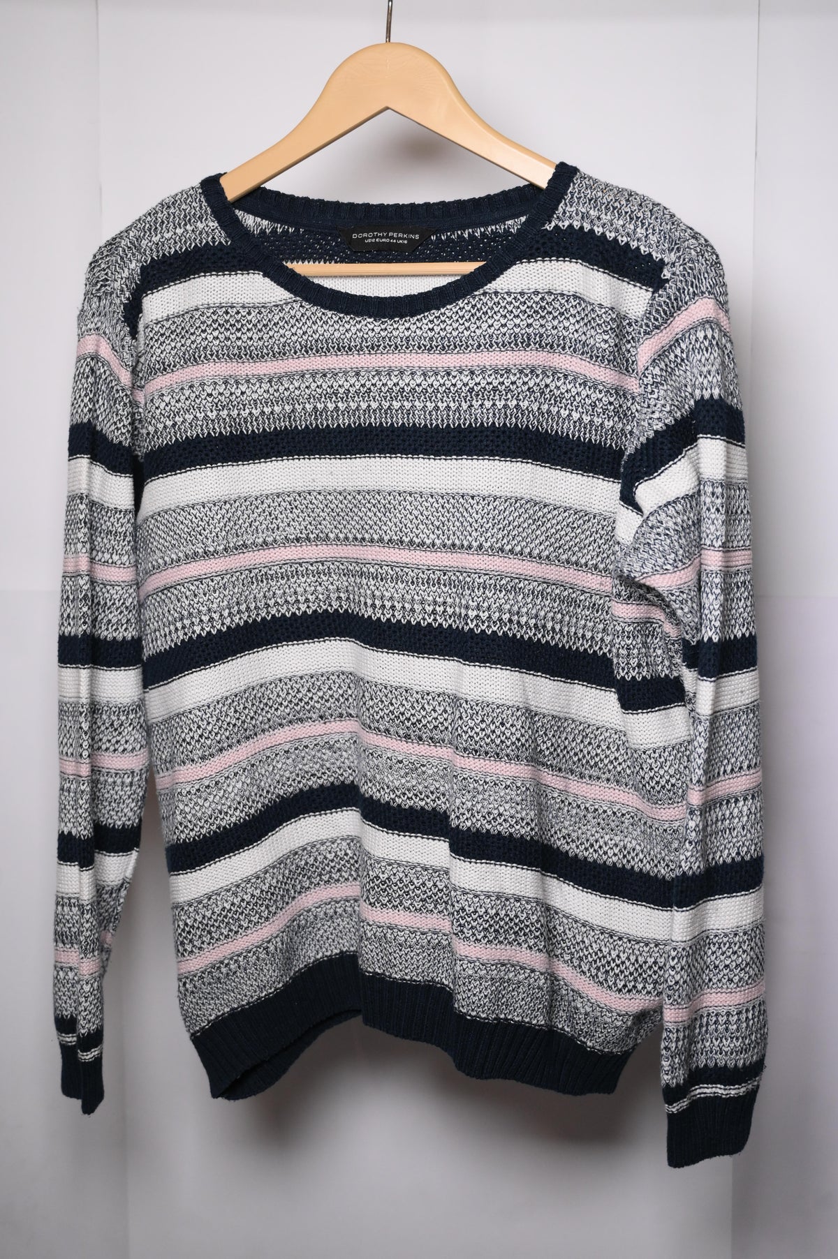 White, Blue & Pink Dorothy Perkins Large Sweater