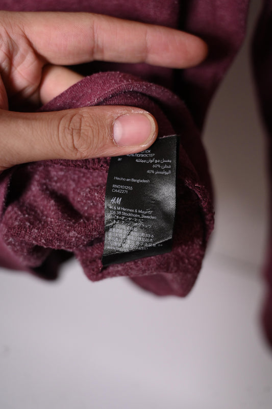 H&M Maroon Sweatshirt -Medium