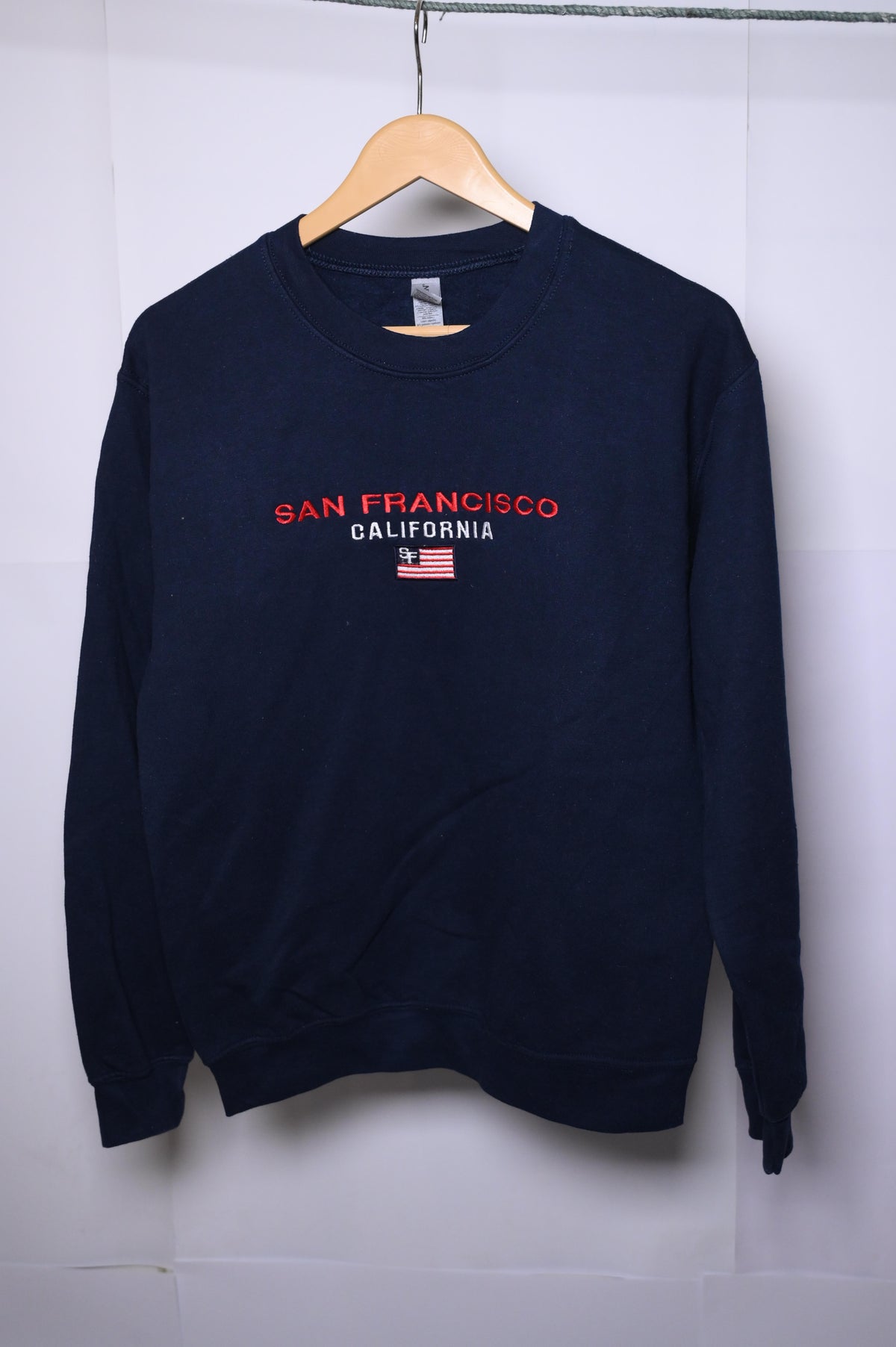 Gildan Blue Sweatshirt - Small