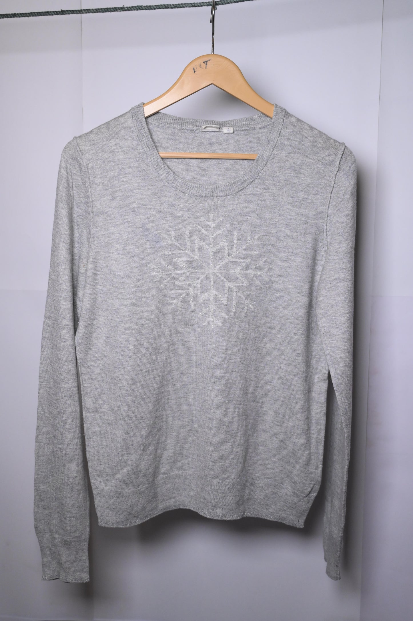 GAP Grey Sweatshirt