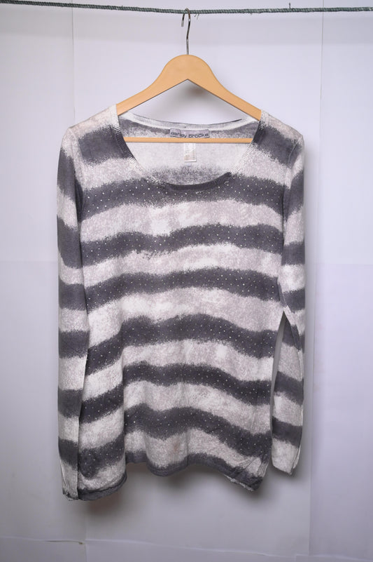 Ashley Brooke White and Grey Sweatshirt - Small