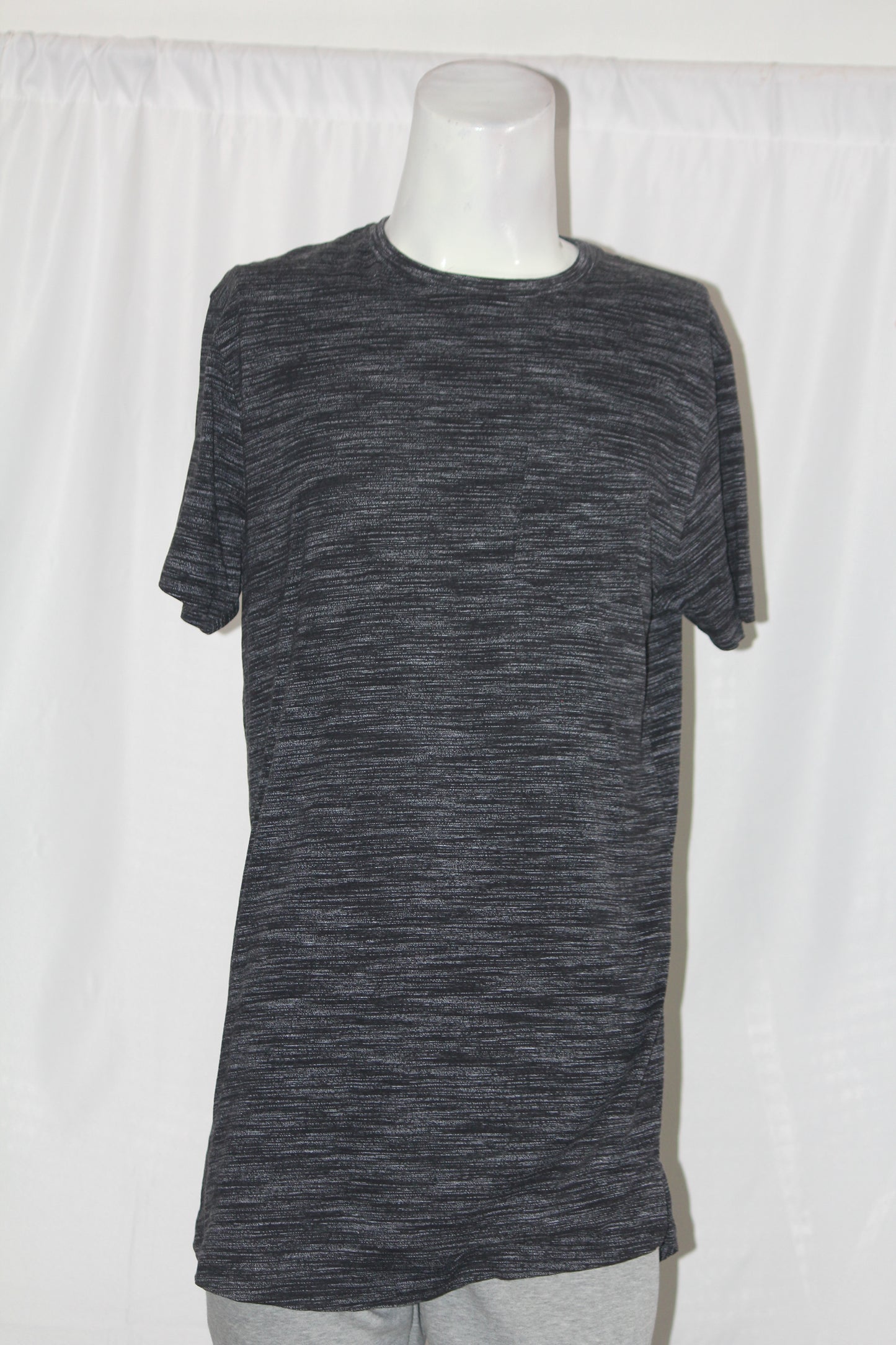 Peacocks Grey Large T-Shirt