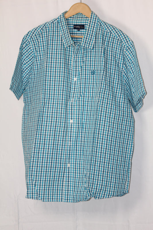 Blue & White Checkered Half Sleeve Shirt – Easy (XL)