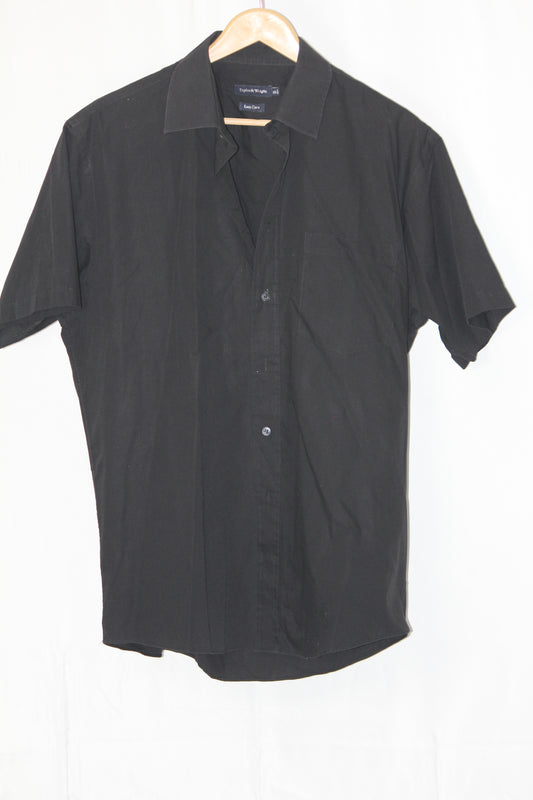 Black Half Sleeve Button-Down Shirt – Taylor & Wright (Medium)