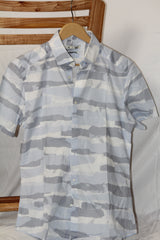 Nineteen | Seventy One Blue & White Half Sleeve Button-Down Shirt (Medium)