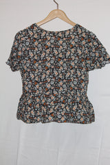 New Look Black Floral Button-Down Crop Top - Medium