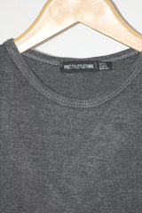 Pretty Little Thing Grey Half-Sleeve Crop Top - Medium