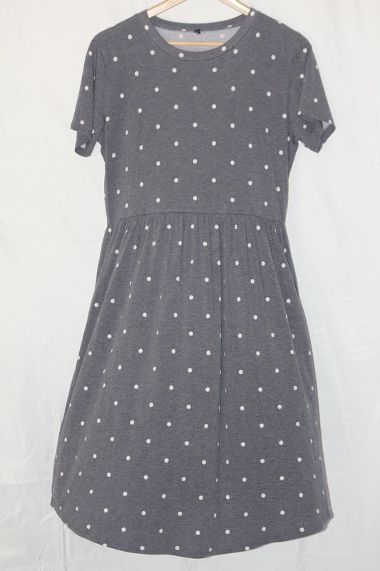 Thriftyfy Grey Polka Dot Dress (Medium, Good Condition)
