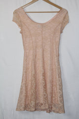 New Look Peach Lace Dress (Small, Good Condition)