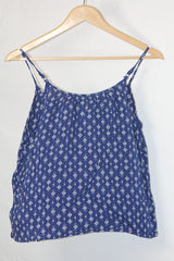 H&M Blue Floral Tank Top - Medium