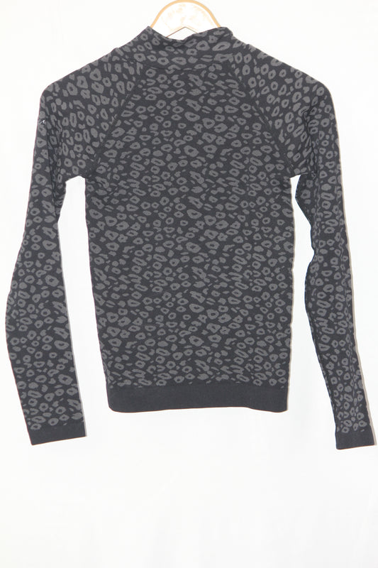 Black and Grey Cheetah Print Zipper Full Sleeve Crop – Thriftyfy (XS)