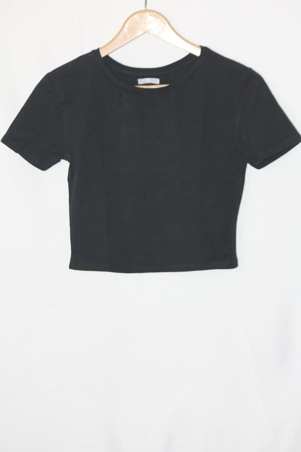 Black Half Sleeve Crop – Zara (M)