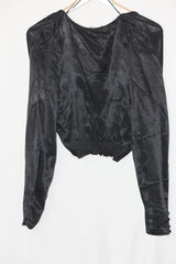 Black Full Sleeve Crop – Zara (L)