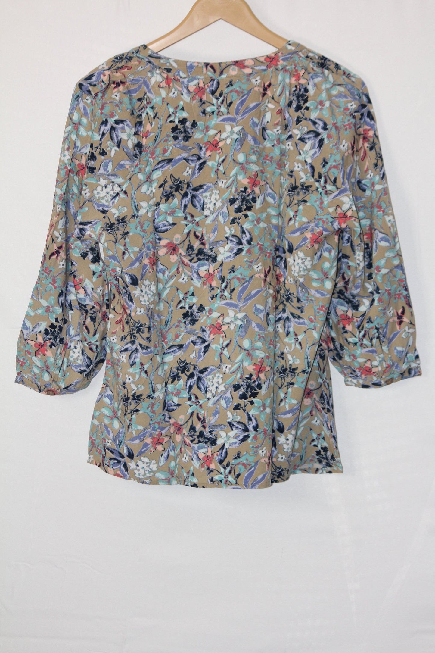 Maine Brown & Blue Floral Full Sleeve Blouse - Medium