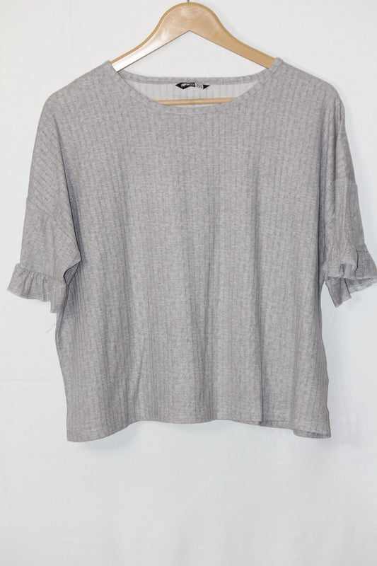 Grey Fitted Half Sleeve Crop – Pep & Co (M)