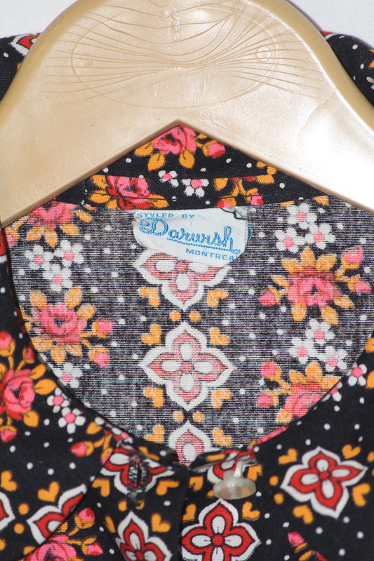 Darursh Medium Black Cotton Floral Blouse