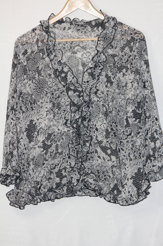 Thriftyfy Black and White Printed Button Down Shirt