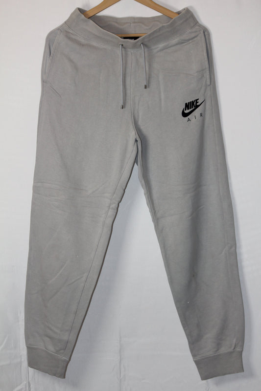 Nike Signature Jogger Pants – Grey