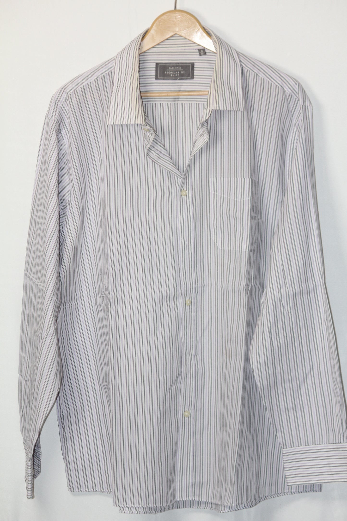 Easy Care White Shirt with Purple Lines – Large (Men)