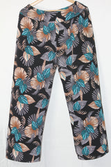 Thriftyfy Black Floral Stretch Palazzo Pant (Medium)