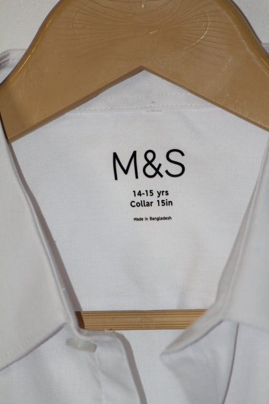 M&S White Half Sleeve Shirt – Small (Men)