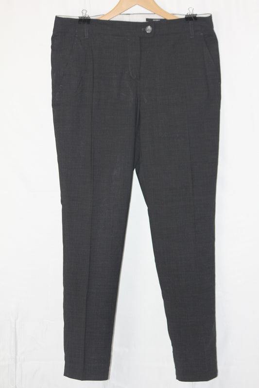 Windsor Black Straight Pant - Medium