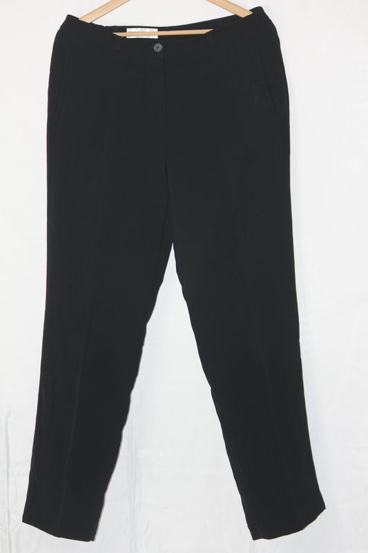 Gerry Weber Black Straight Pant - Medium