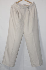 Stradivarius Off White Straight Pant - Medium