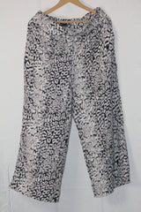 M&S White & Black Designer Palazzo Pant (Large)